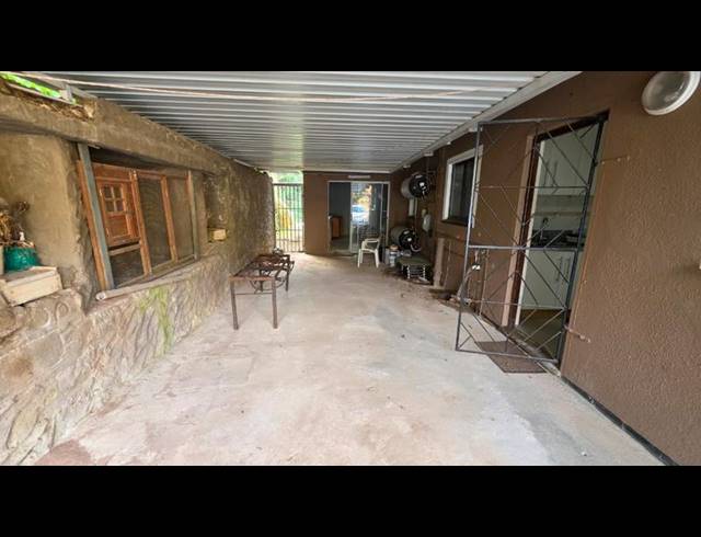 3 BEDROOM HOUSE FOR SALE IN ESCOMBE